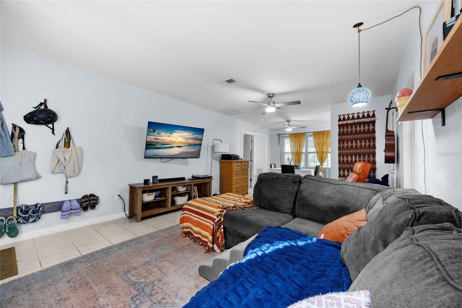 HIGHLAND COURT MANOR - Residential