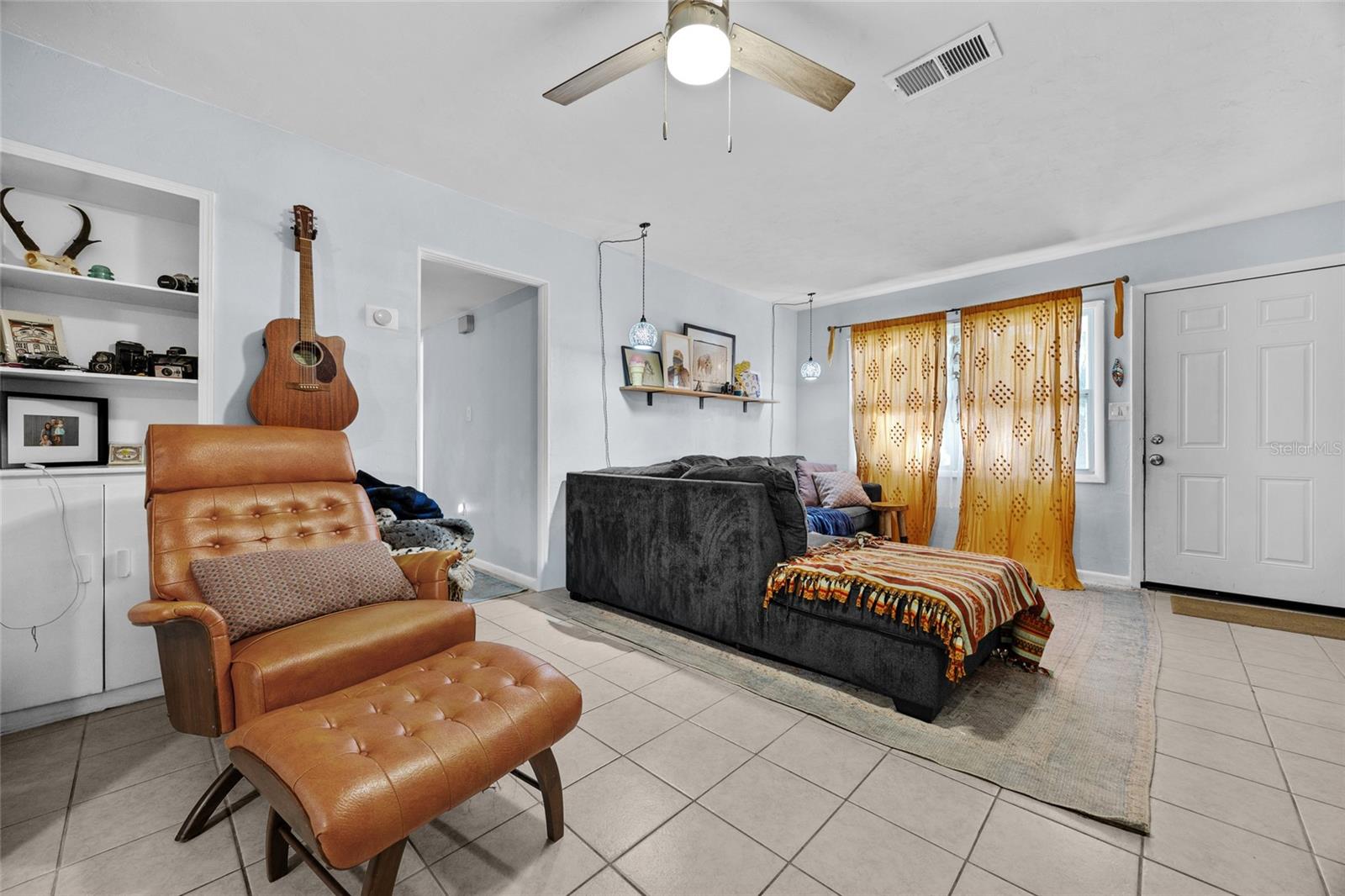 HIGHLAND COURT MANOR - Residential