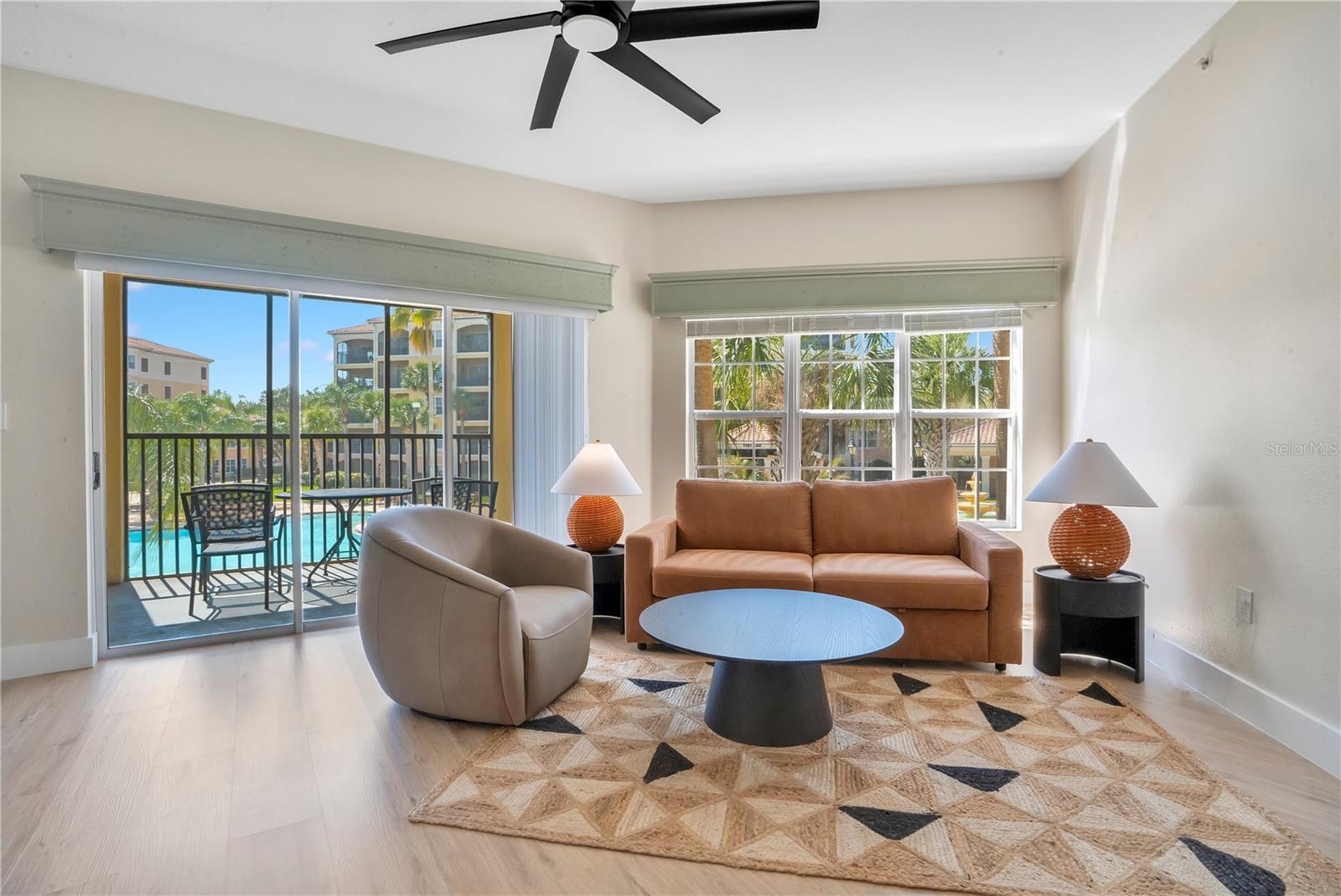 WORLDQUEST RESIDENCE - Residential