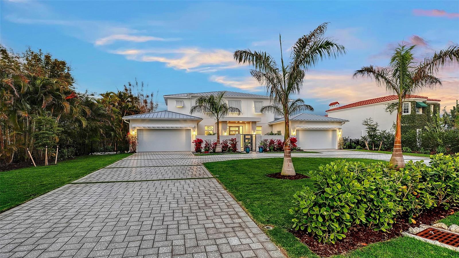 OYSTER BAY ESTATES - Residential