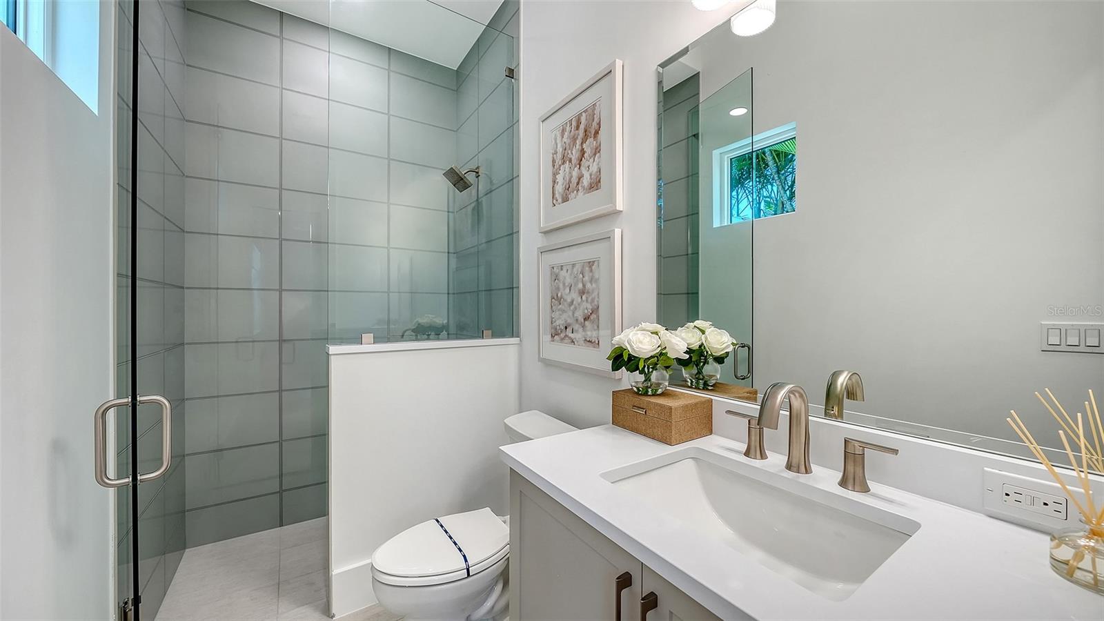 OYSTER BAY ESTATES - Residential