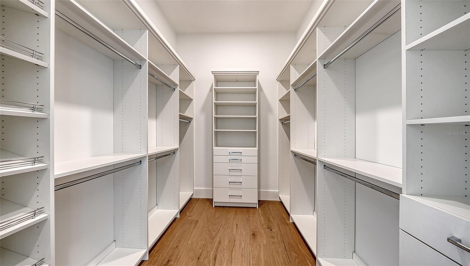 OYSTER BAY ESTATES - Residential