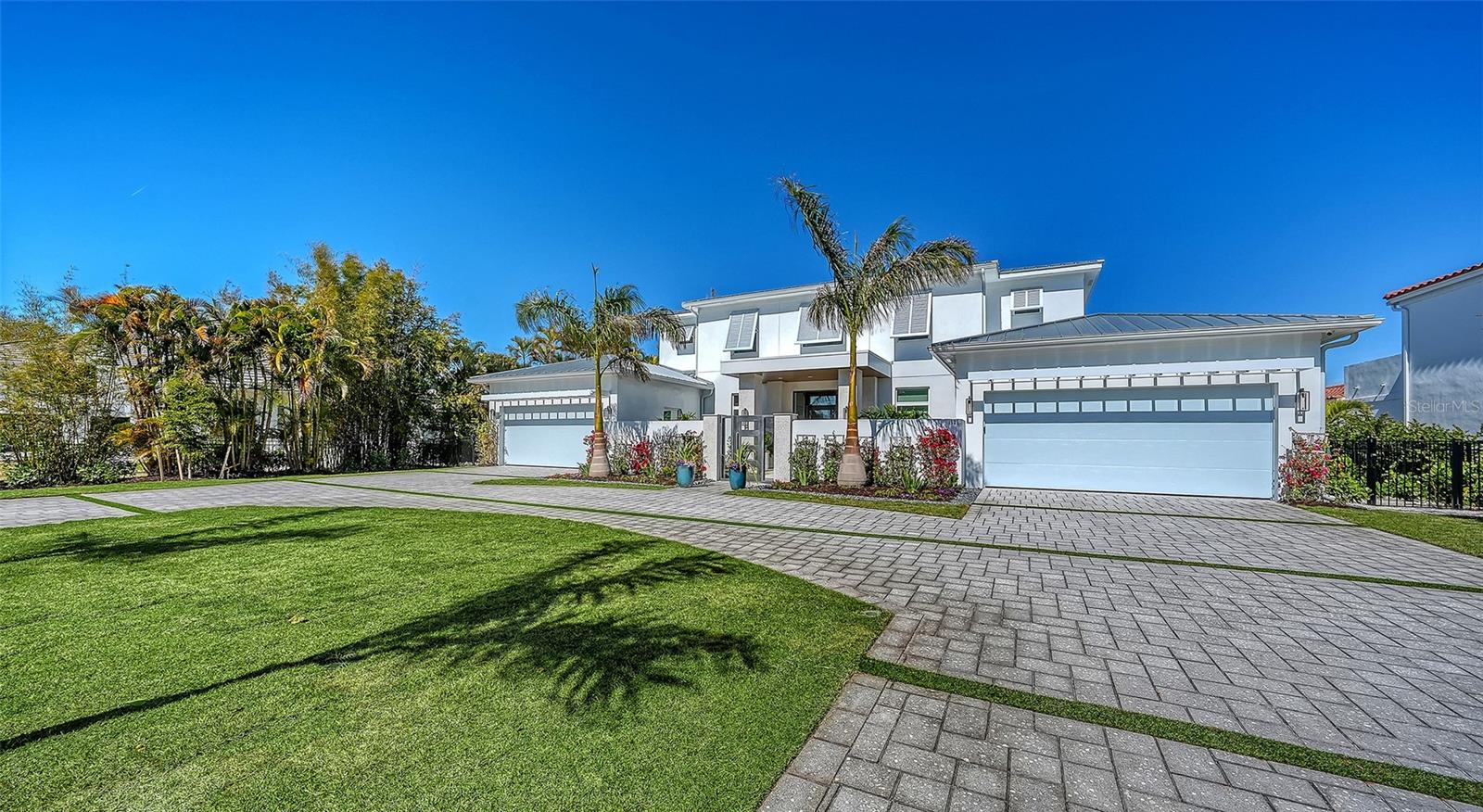 1521 S LAKE SHORE DRIVE