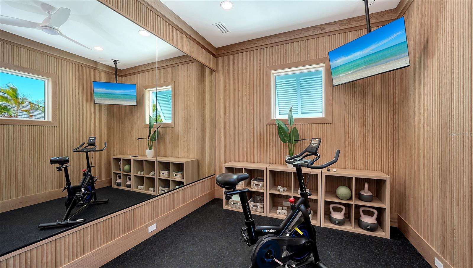 OYSTER BAY ESTATES - Residential