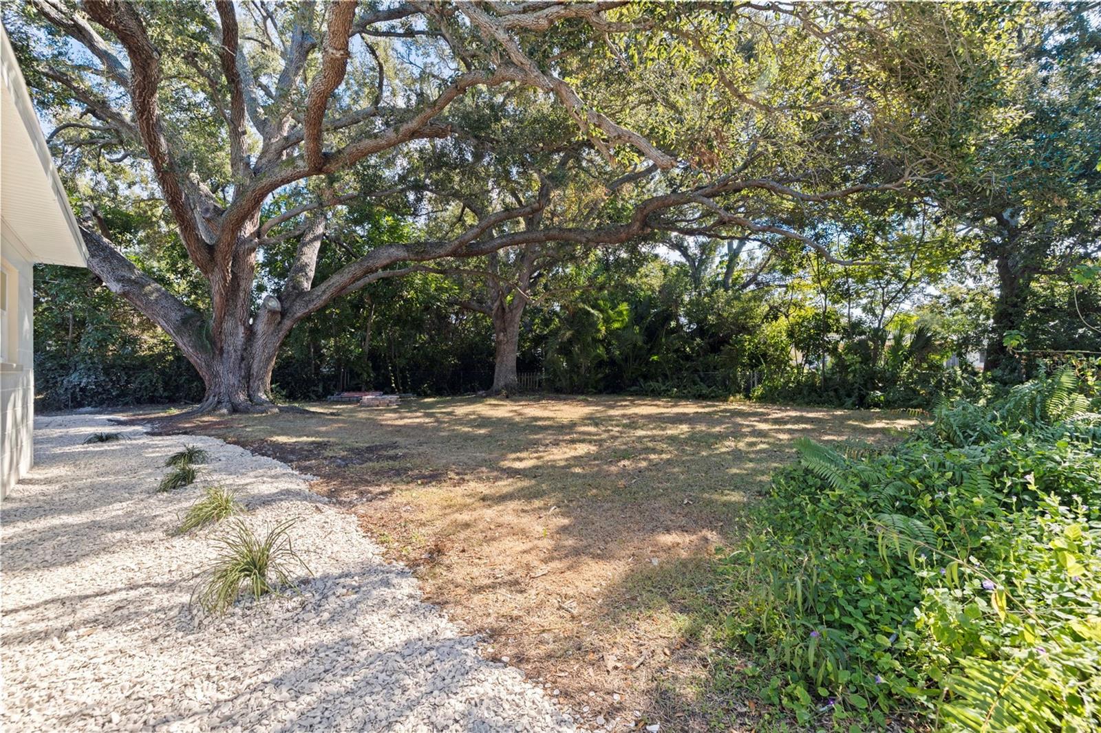 BOCA CIEGA ESTATES - Residential