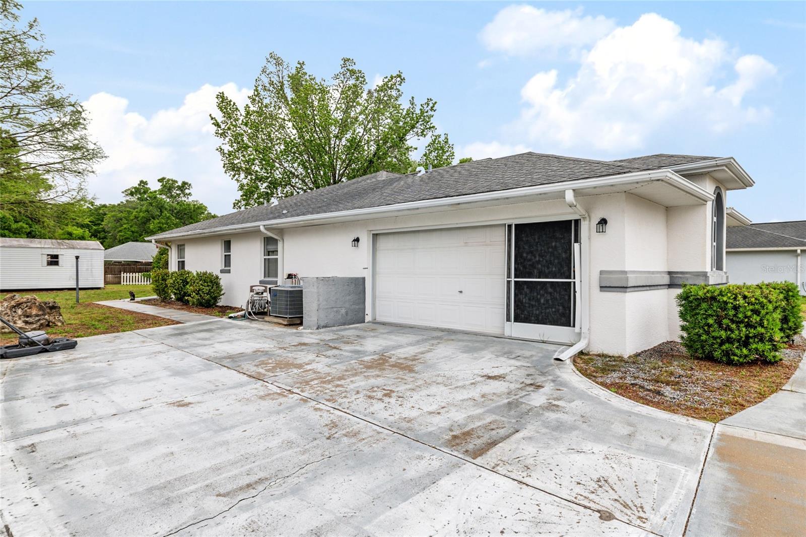 KINGS COURT - Residential