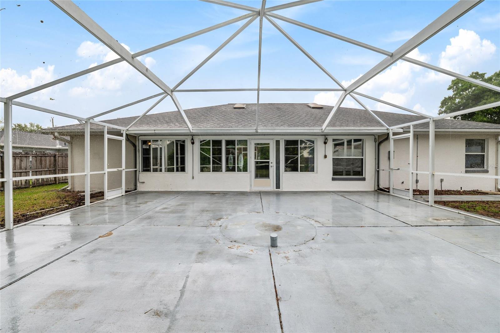 KINGS COURT - Residential