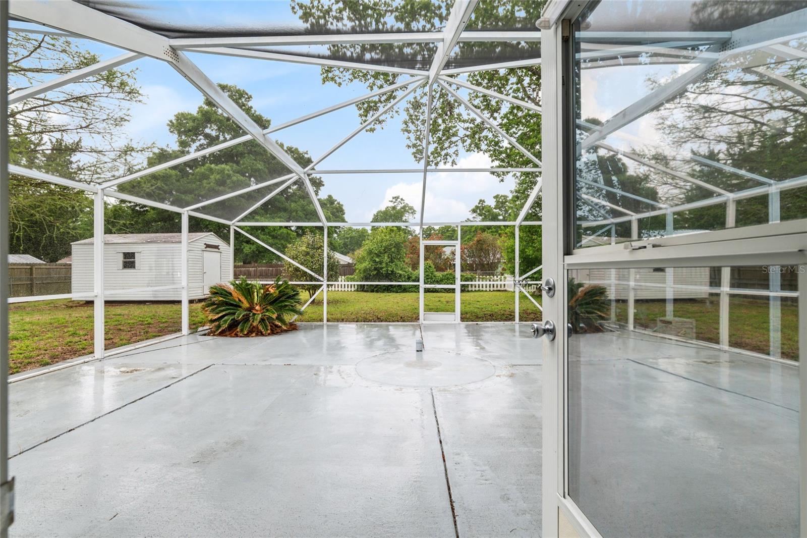 KINGS COURT - Residential