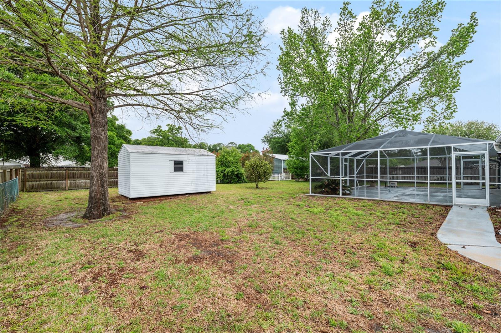 KINGS COURT - Residential