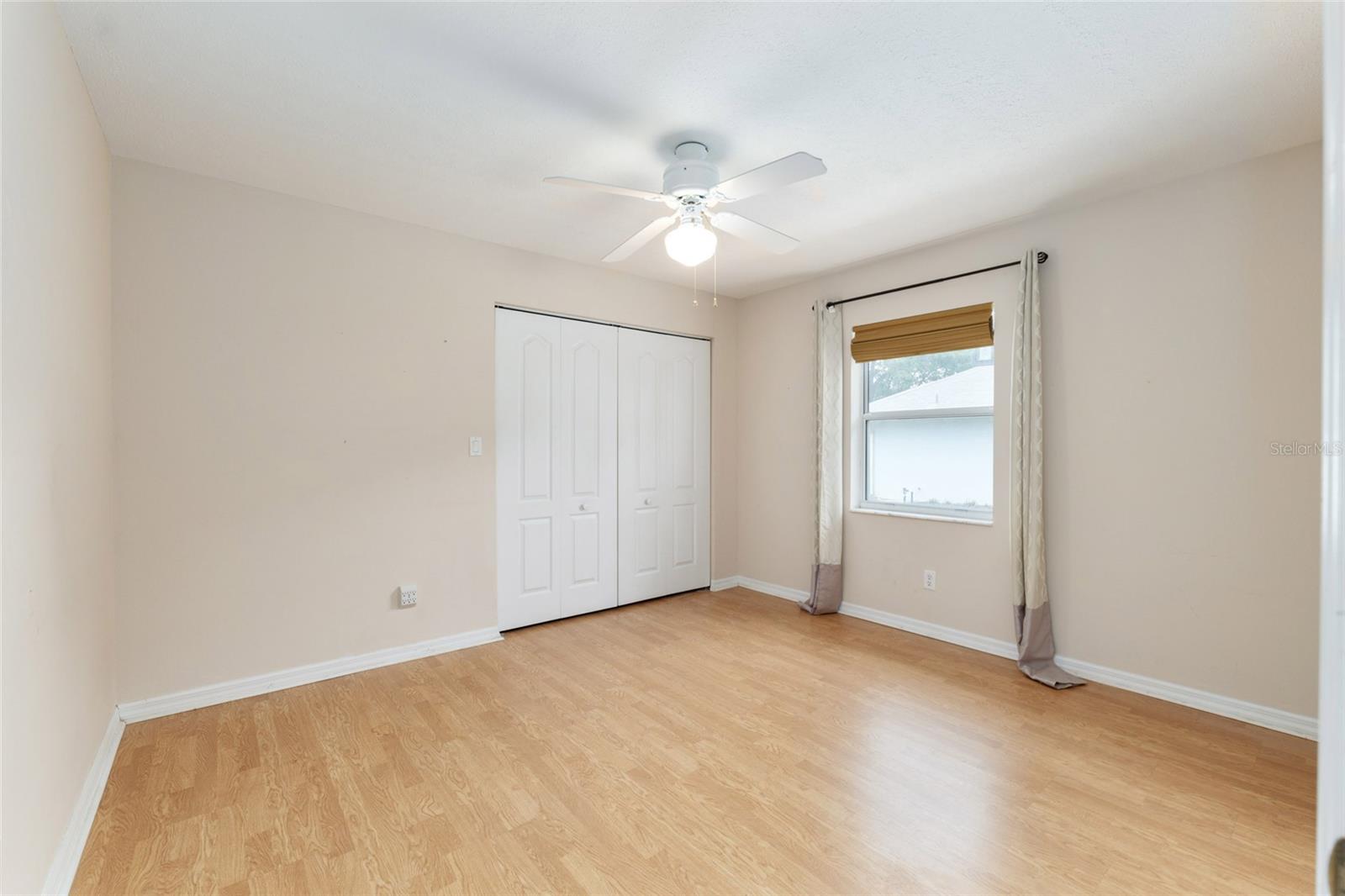 KINGS COURT - Residential