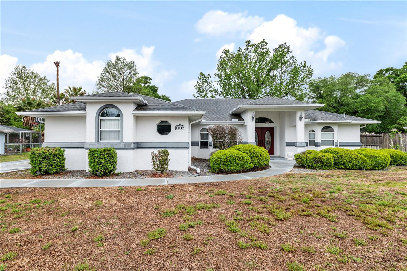 KINGS COURT - Residential