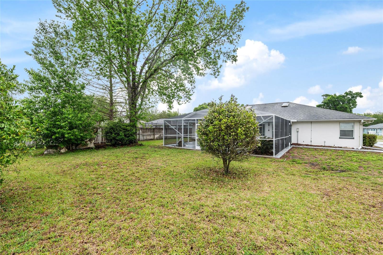 KINGS COURT - Residential