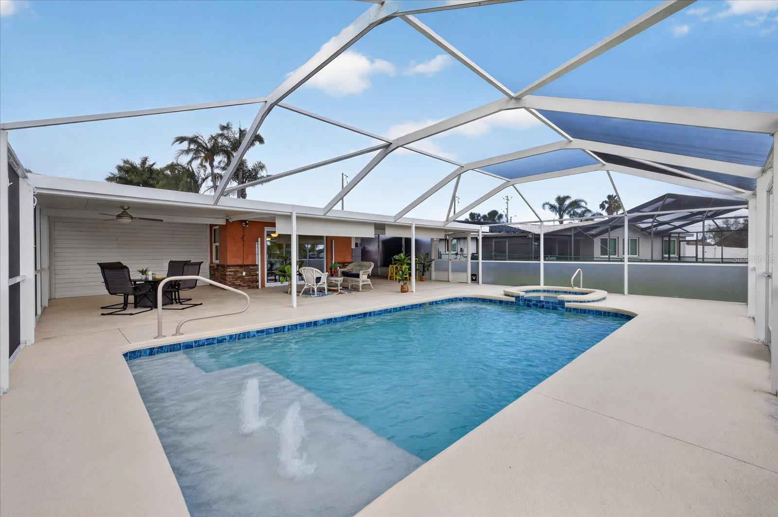 FLOR A MAR - Residential