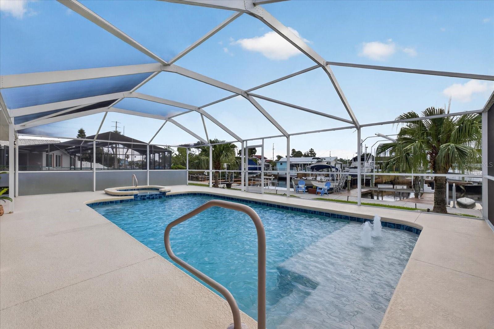 FLOR A MAR - Residential