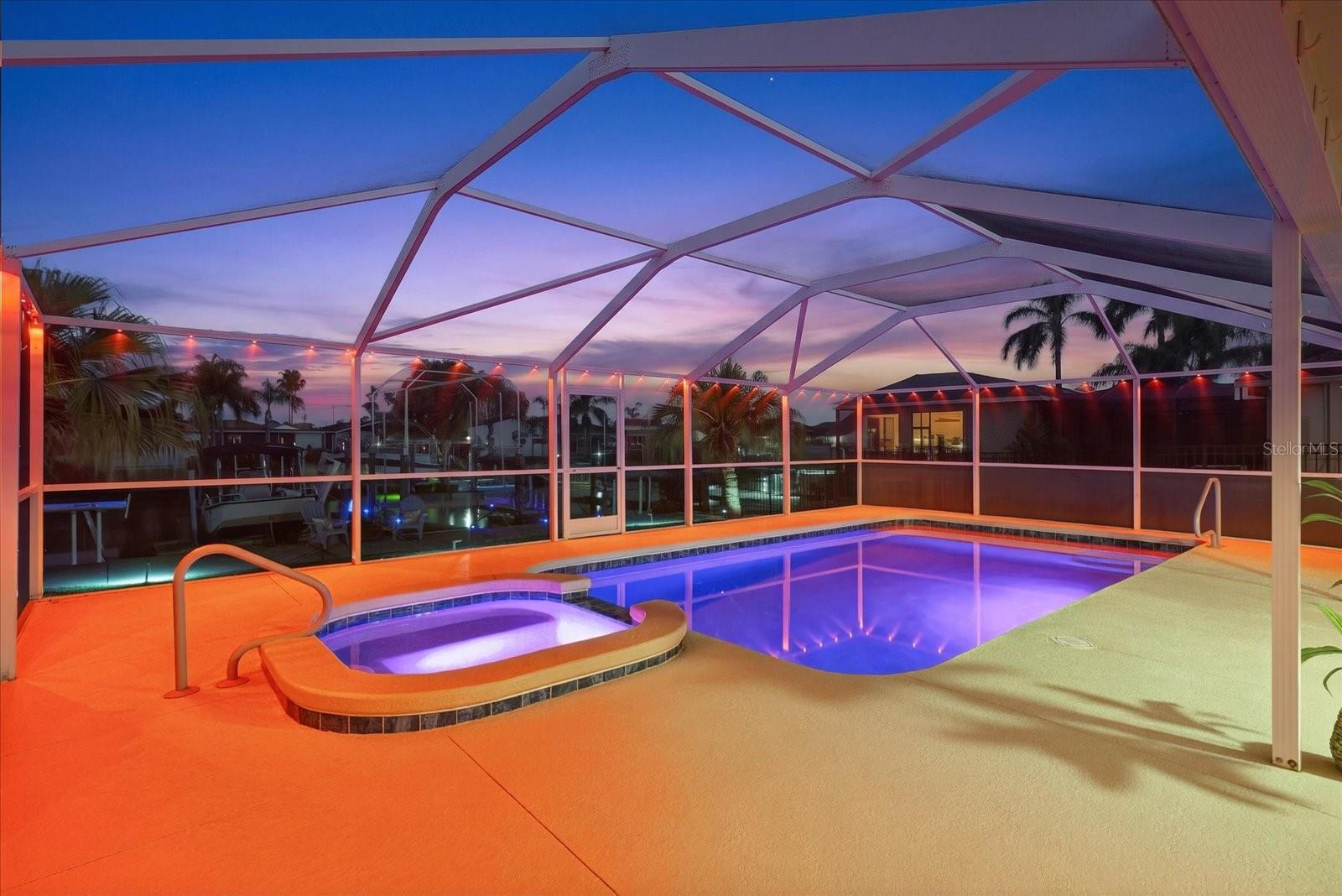 FLOR A MAR - Residential