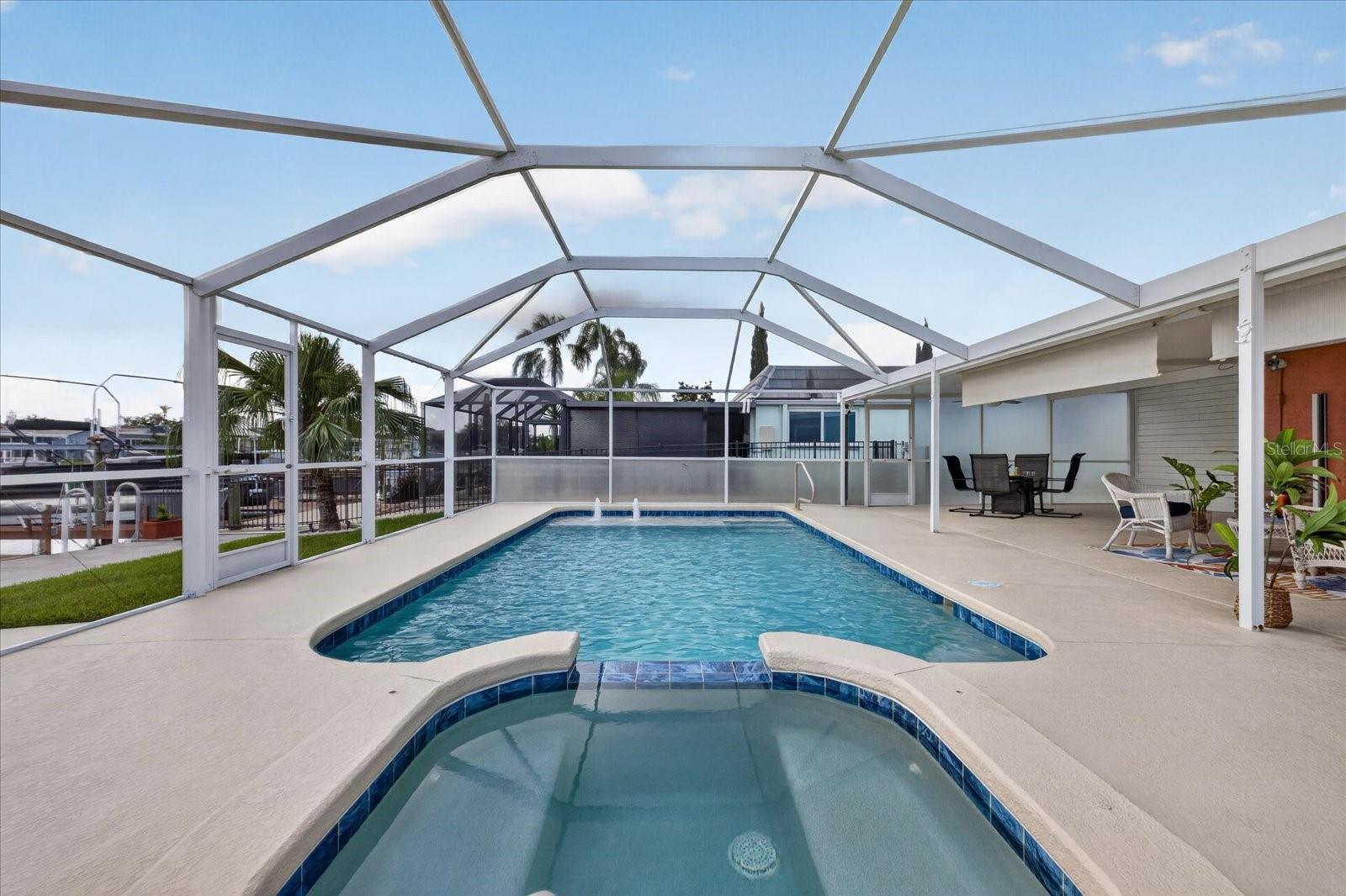 FLOR A MAR - Residential