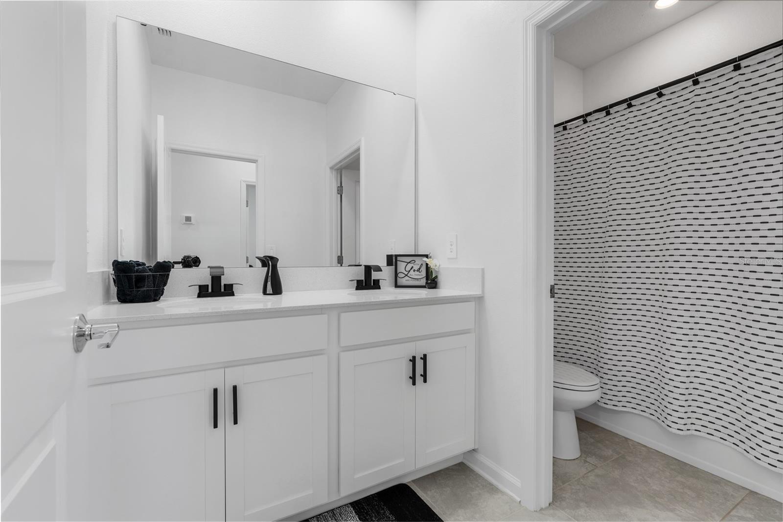 TRINITY LAKES 60 - Residential