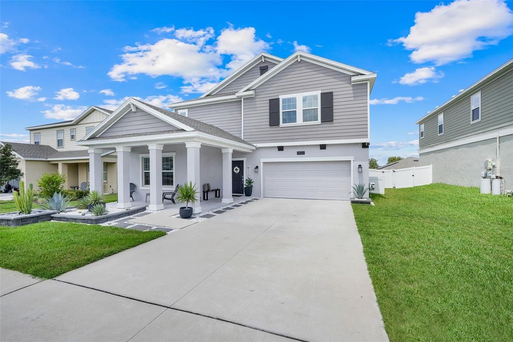 Photo of 1803 1803 Perch Hammock Loop, Groveland, FL 34736 (MLS # O6352445)