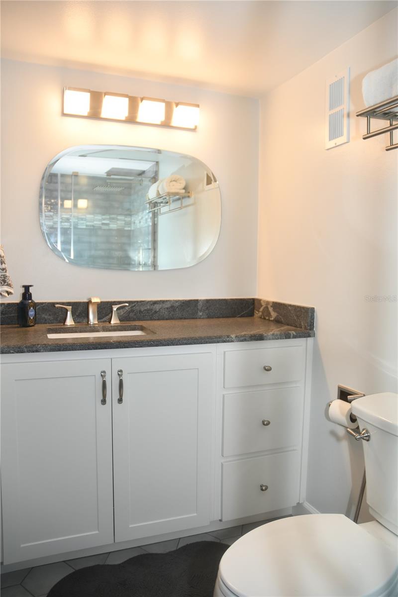 MOUNT DORA VILLA DORA CONDO UNIT 01 - Residential