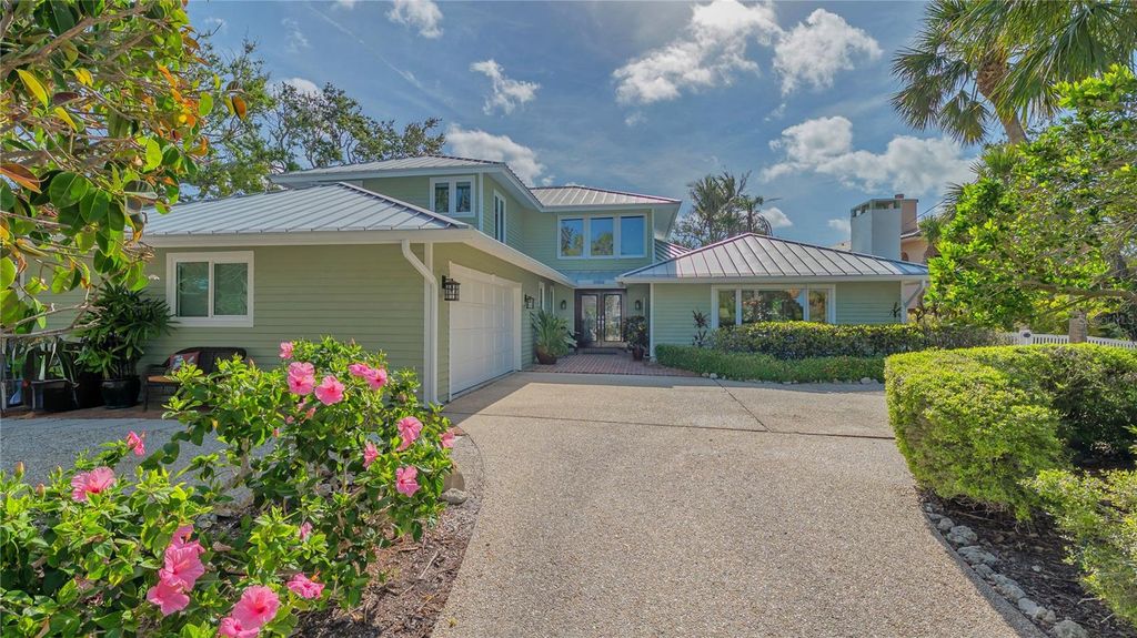 Photo of 1042 N Casey Key Road, Osprey, FL 34229 (MLS # A4674771)