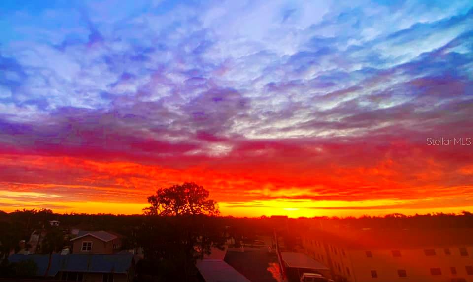 GULF TWIN TOWERS - Residential