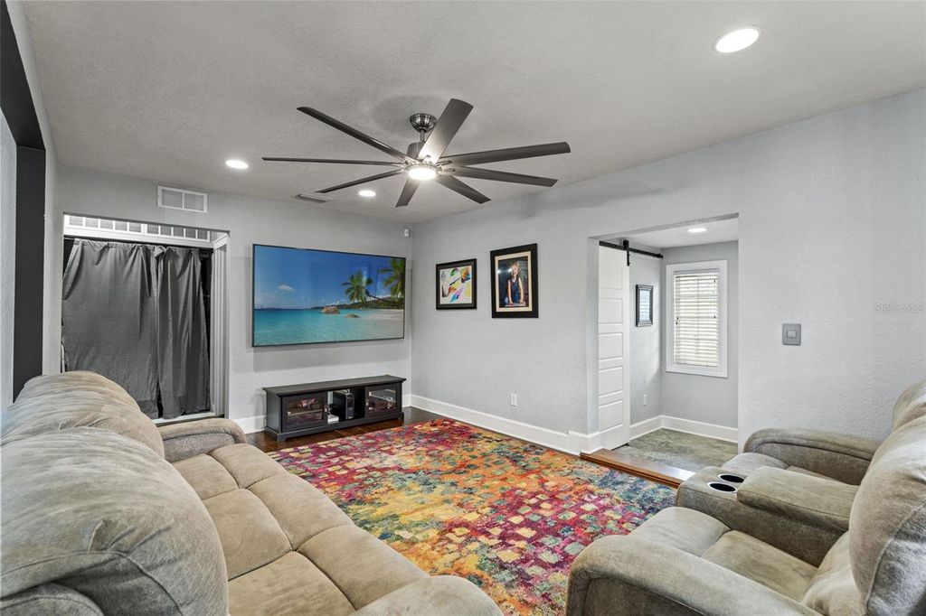 Photo of 921 W Coral Street, Tampa, FL 33602 (MLS # TB8380343)