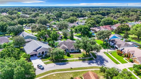 A home in VALRICO