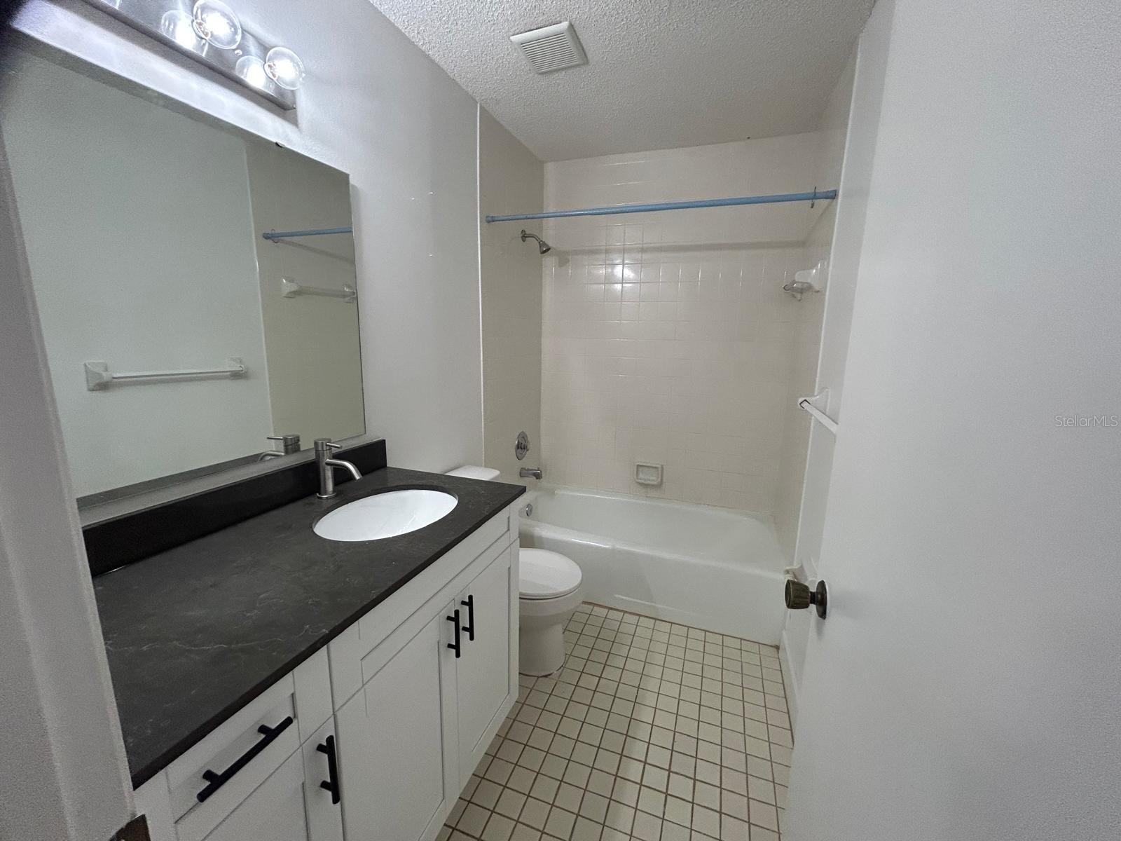 GULF GATE GARDENS - Residential Lease