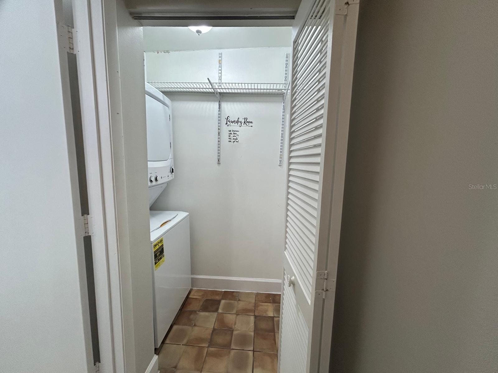 GULF GATE GARDENS - Residential Lease