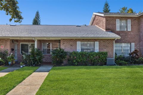 Photo of 5866 La Costa Drive, Orlando, FL 32807 (MLS # O6356706)