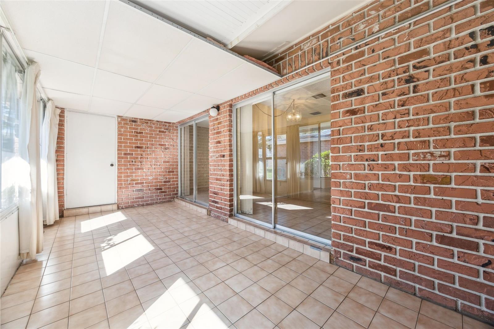 CANDLEWYCK EAST REP 01 - Residential