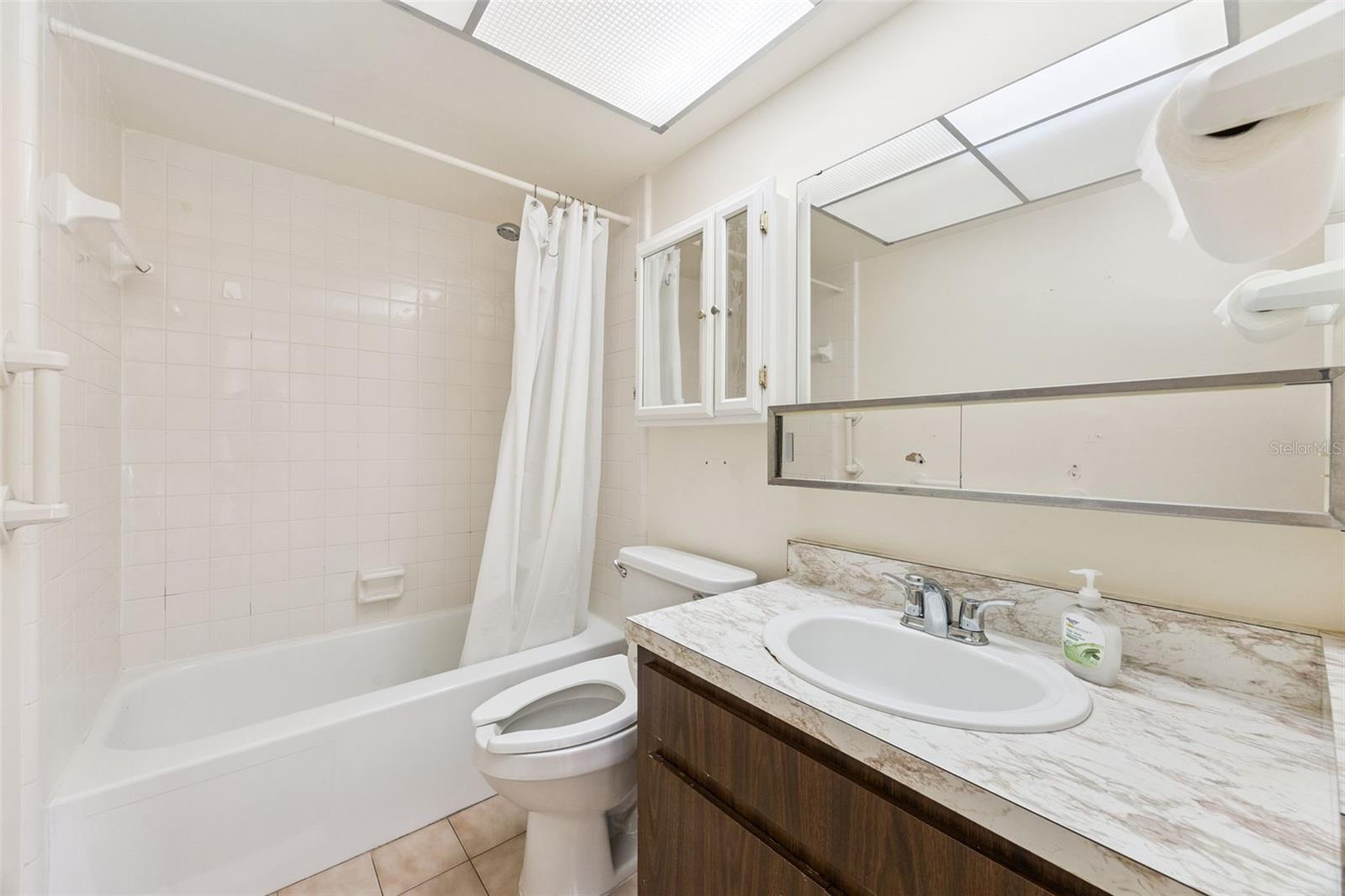 CANDLEWYCK EAST REP 01 - Residential