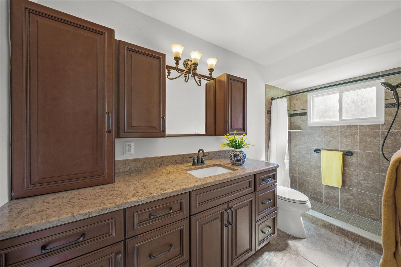 OAKHURST PH II - Residential