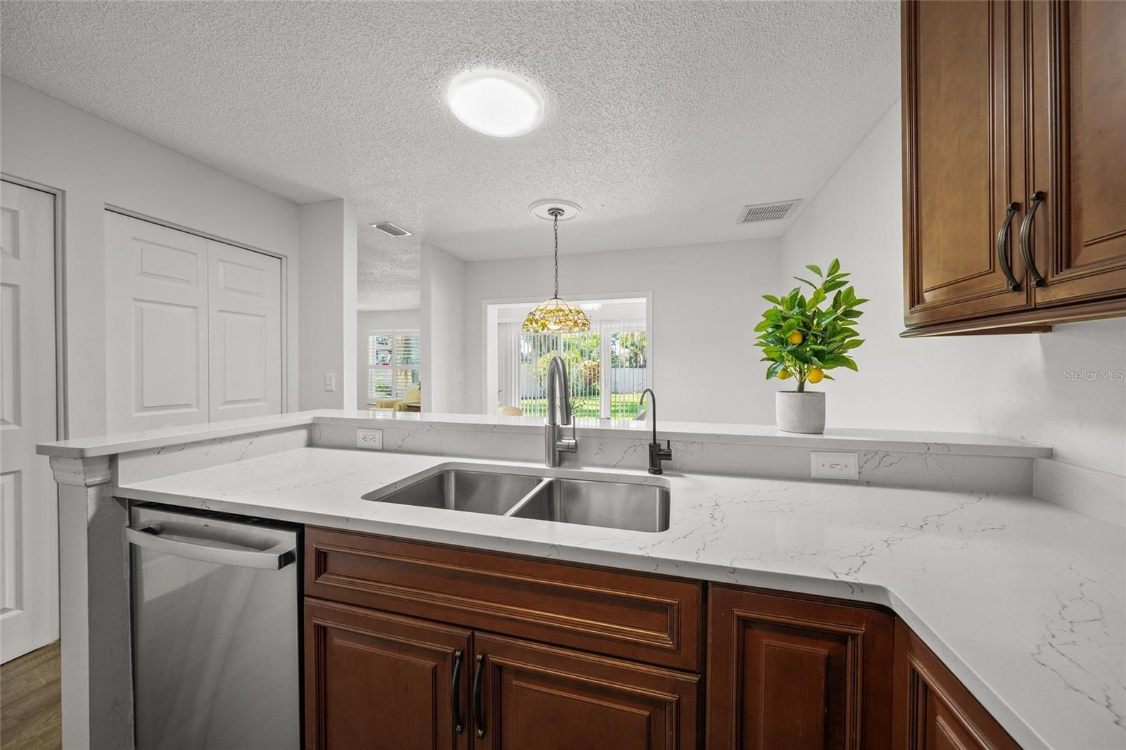 OAKHURST PH II - Residential