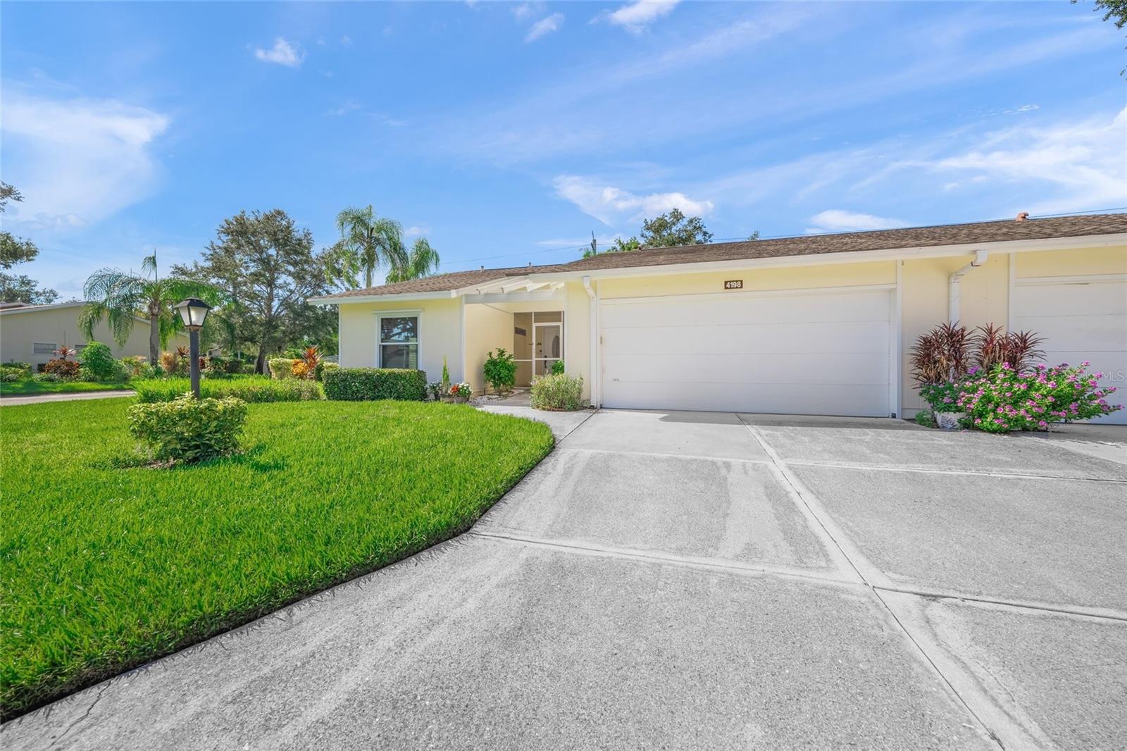 4198 OAKHURST CIRCLE W 3147