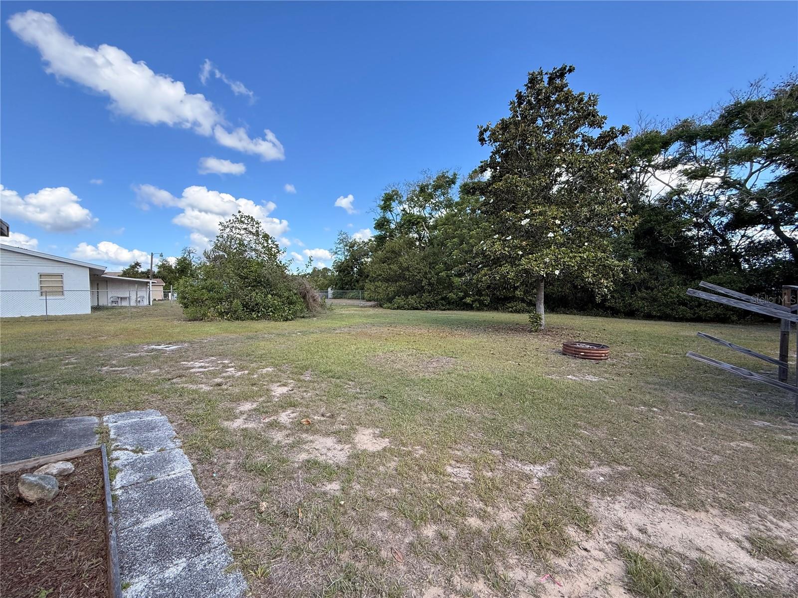 BASSVILLE PARK - Residential