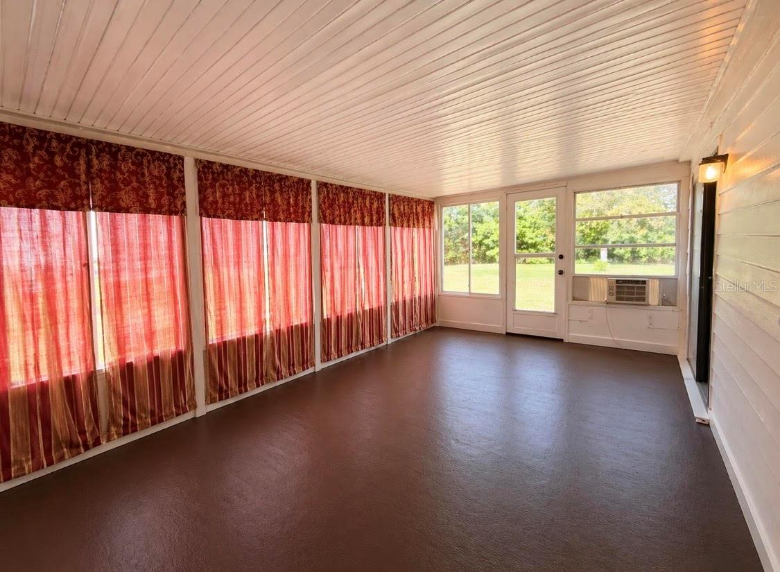 BASSVILLE PARK - Residential