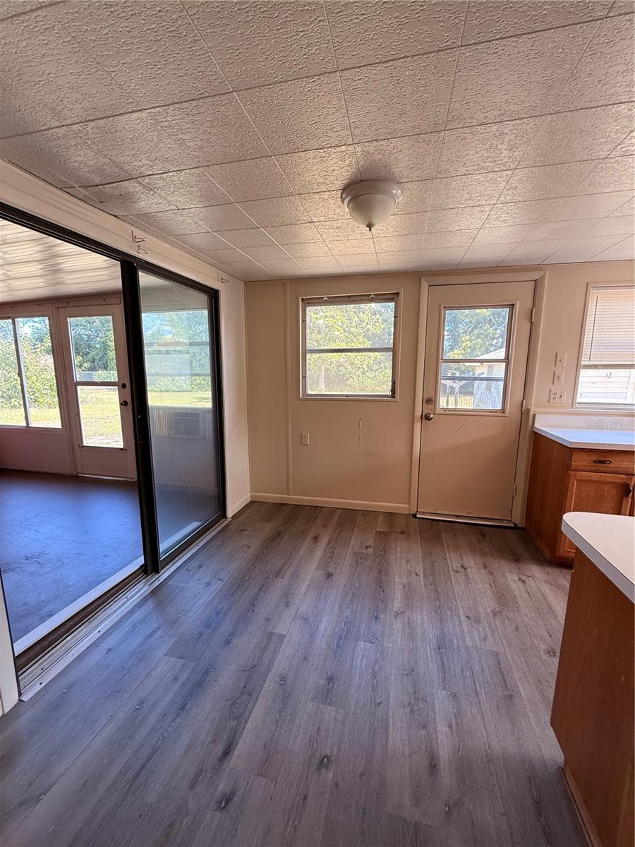 BASSVILLE PARK - Residential