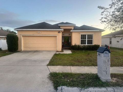 520 HIGHLAND MEADOWS AVENUE DAVENPORT FL 33837