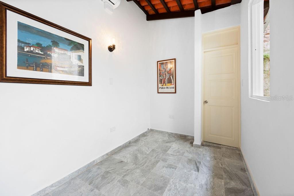 OLD SAN JUAN - Residential Lease
