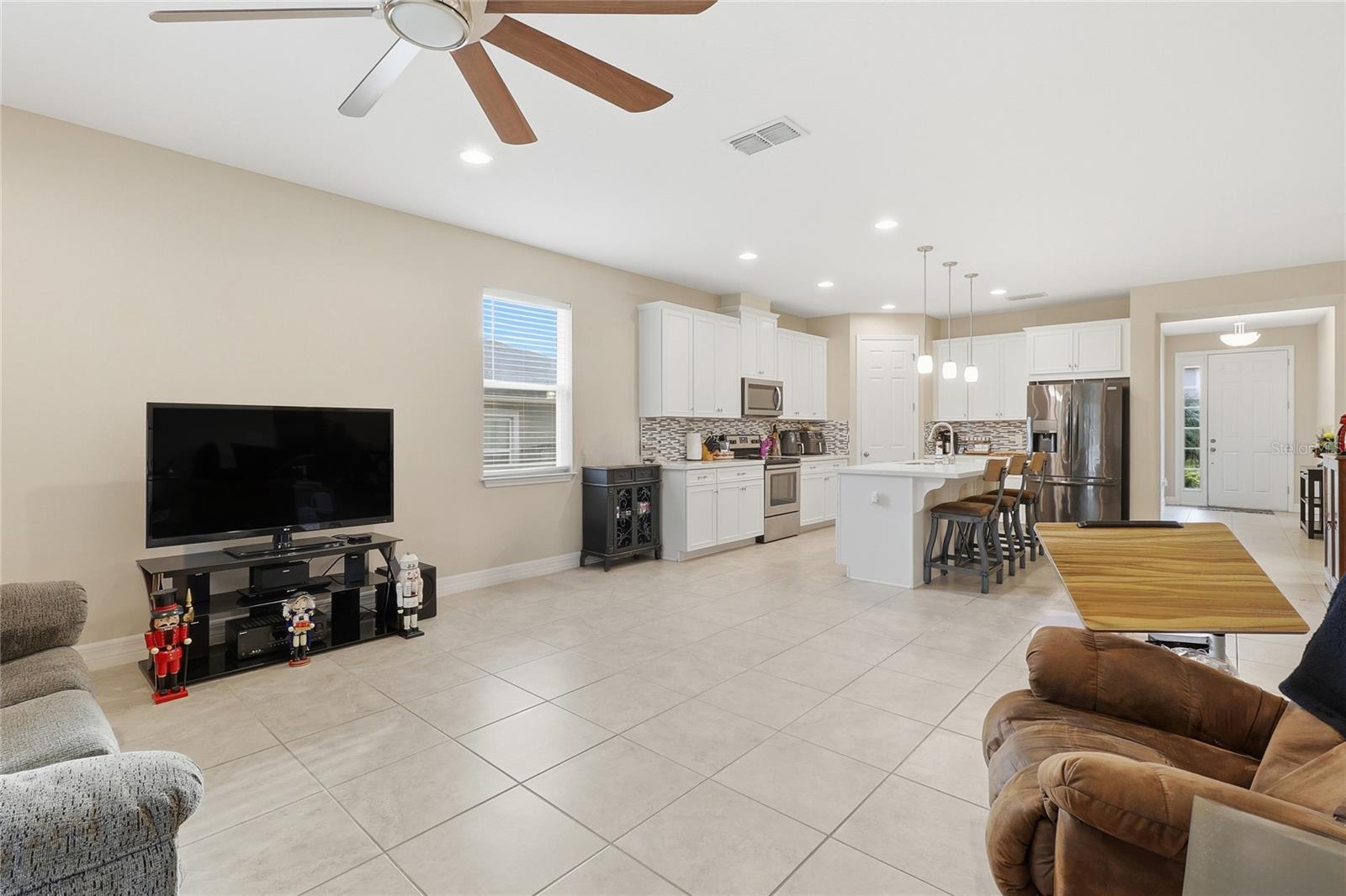 BENTLEY GREEN - Residential