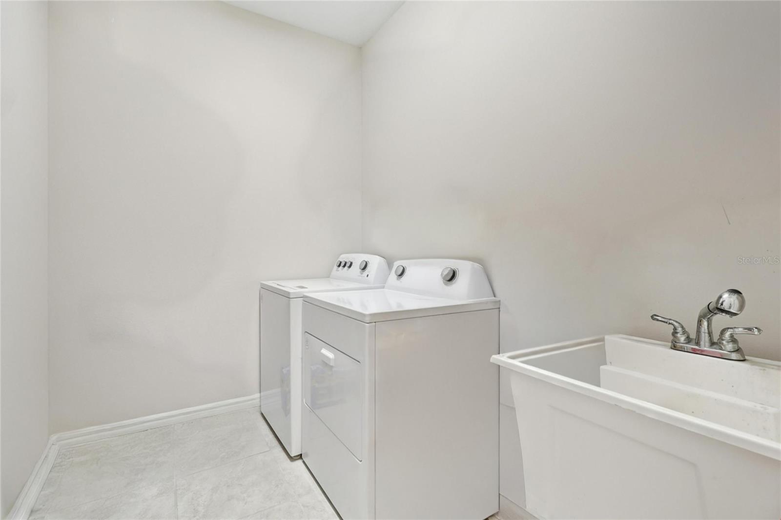 BENTLEY GREEN - Residential