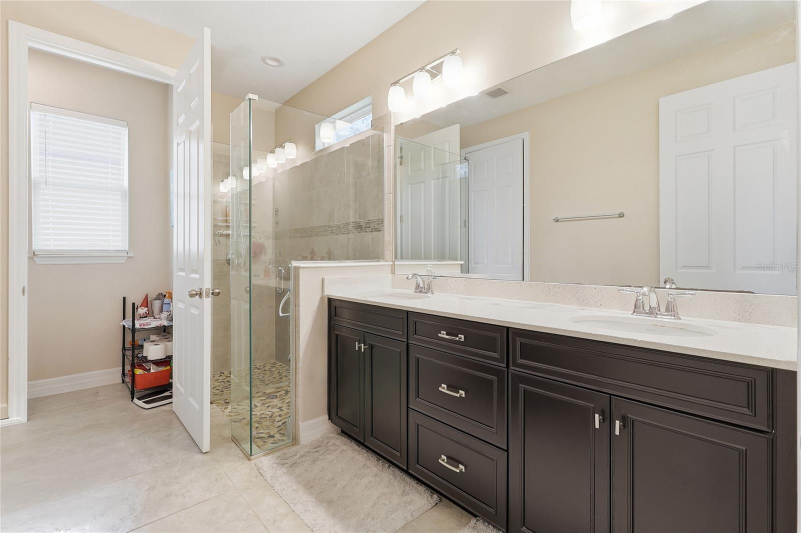 BENTLEY GREEN - Residential