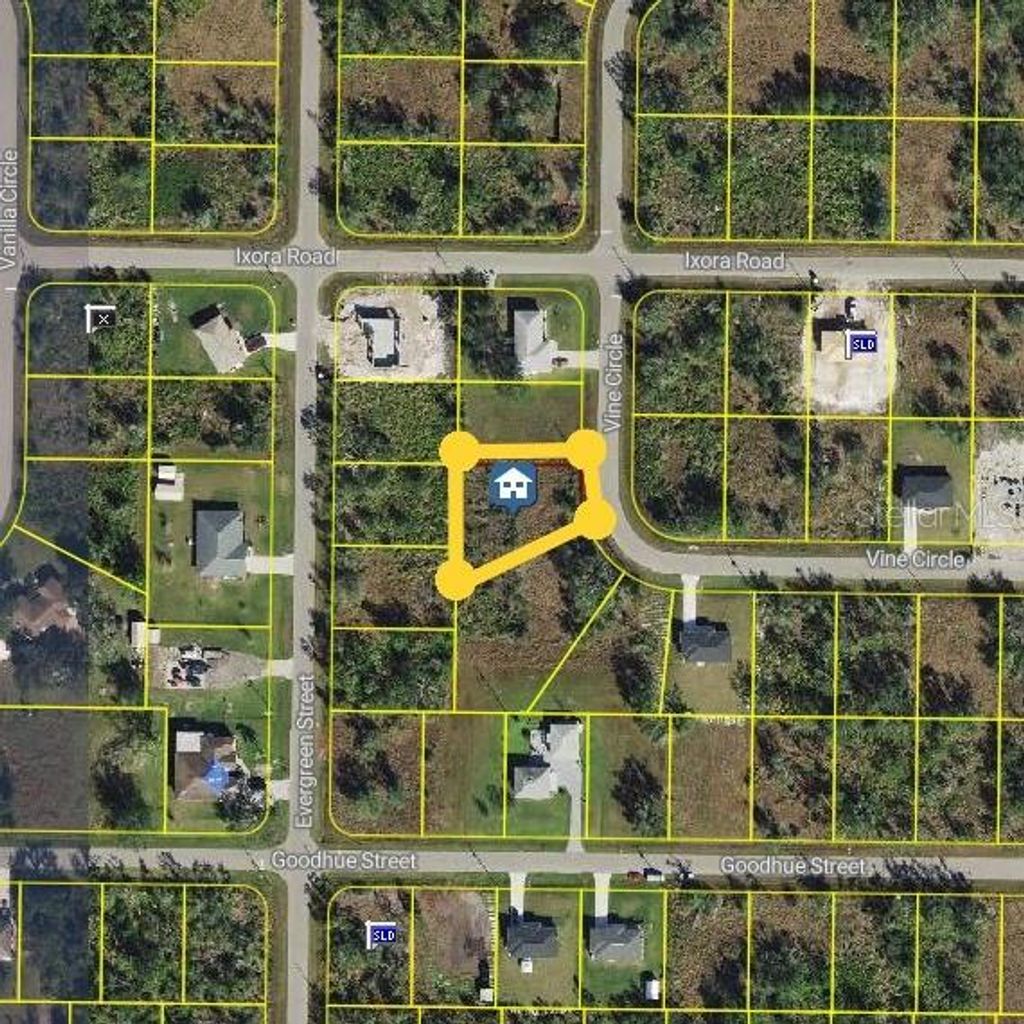 Photo of 137 Vine Circle, Punta Gorda, FL 33982 (MLS # C7519203)