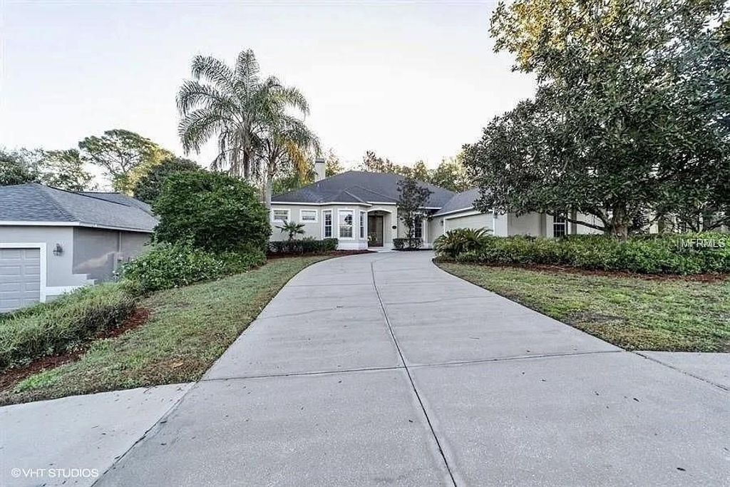 Photo of 13200 Whisper Bay Drive, Clermont, FL 34711 (MLS # O6377368)