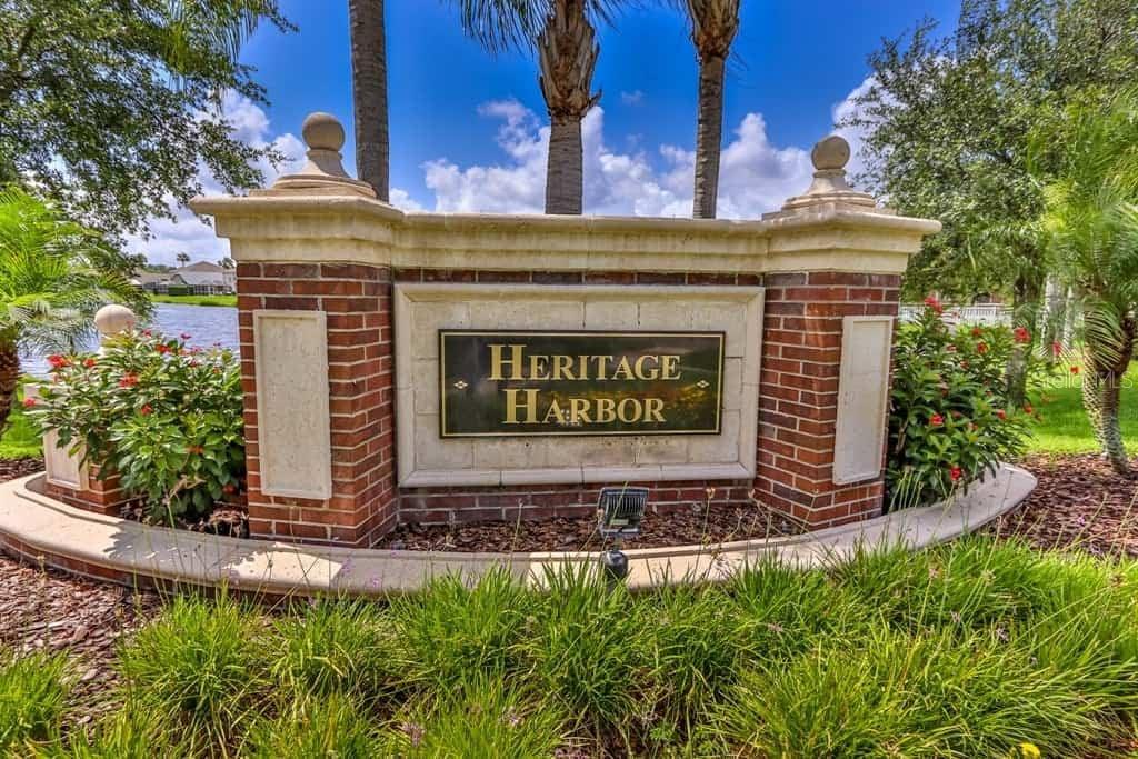HETITAGE HARBOR - Residential Lease