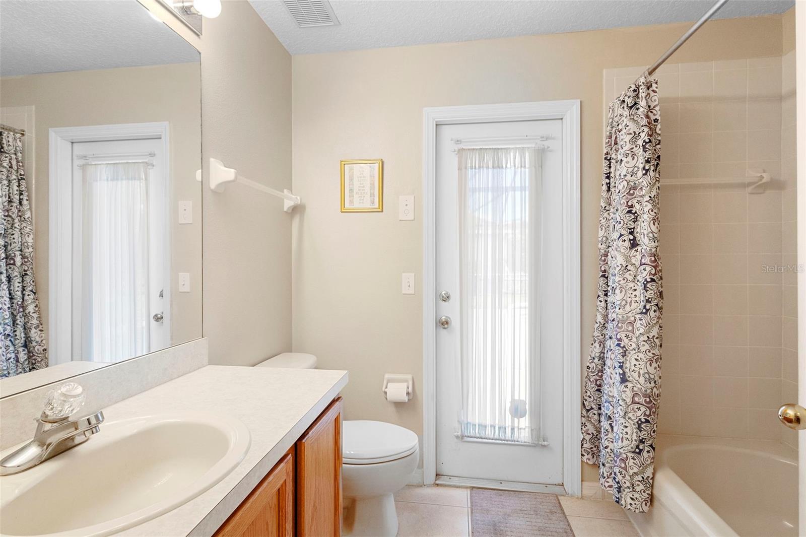 TWIN LAKES AT DELTONA UNIT 02 - Residential