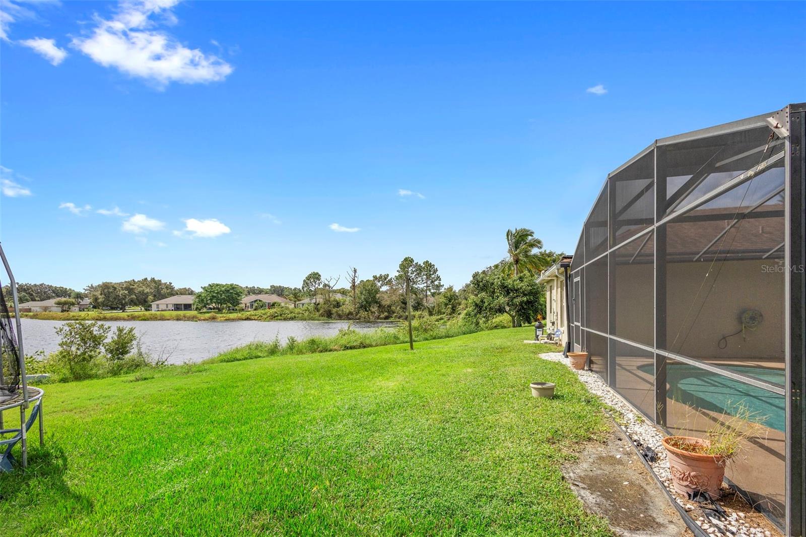 TWIN LAKES AT DELTONA UNIT 02 - Residential