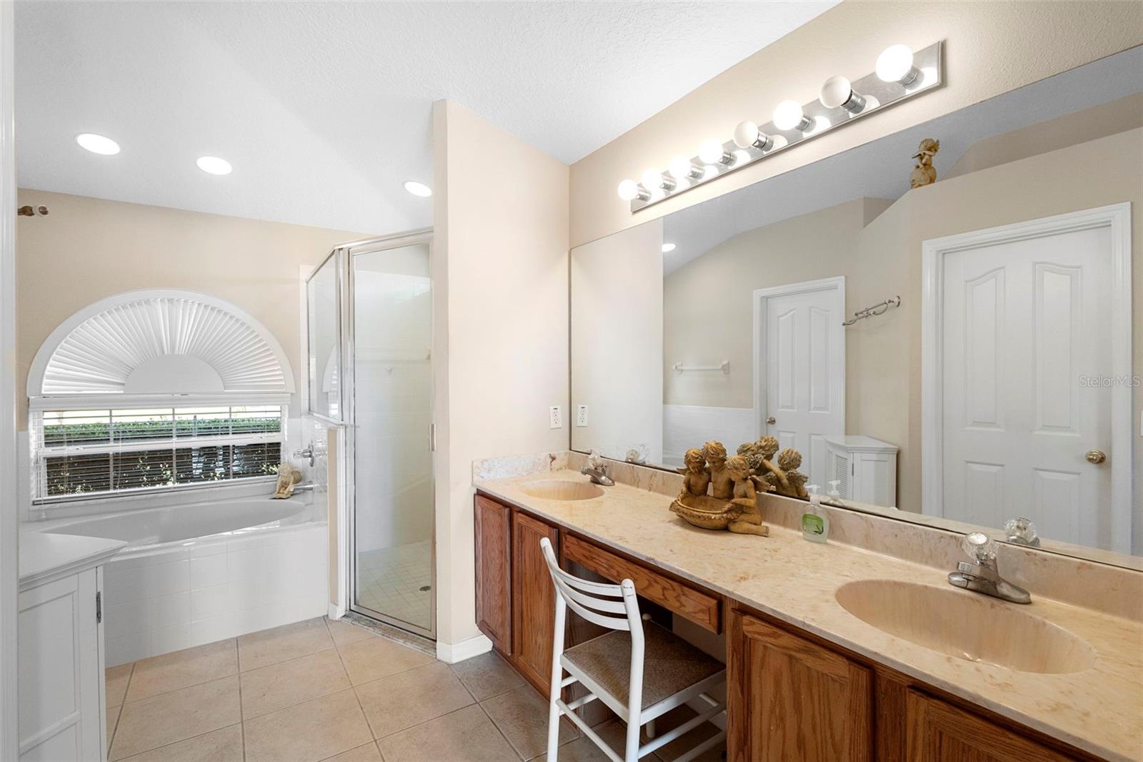 TWIN LAKES AT DELTONA UNIT 02 - Residential