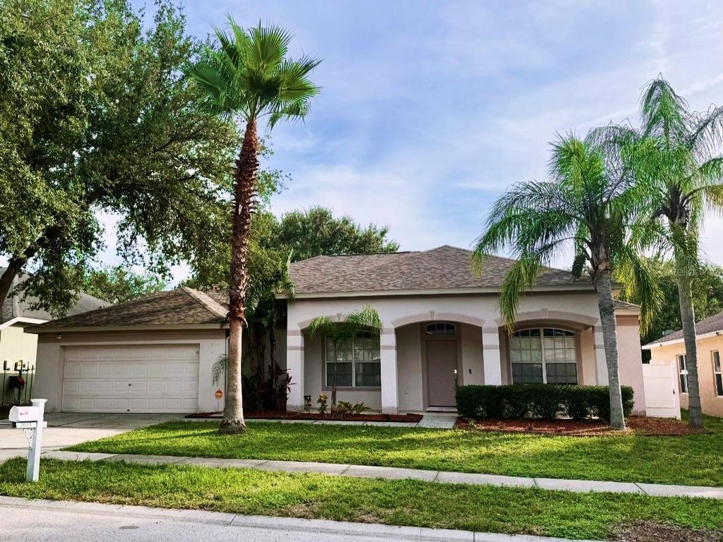 Photo of 10905 Wildcat Drive, Riverview, FL 33579 (MLS # TB8393986)